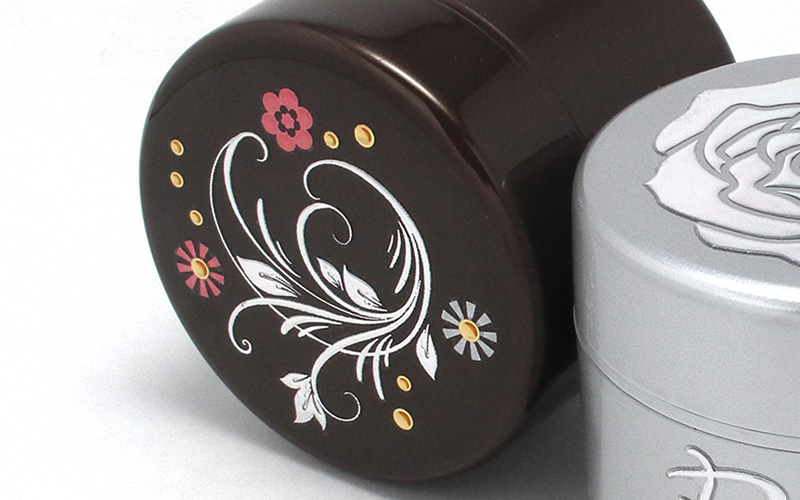 Cosmetic (plastic package)